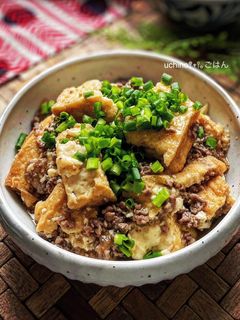 しらたき、椎茸厚揚げのすき焼き風卵黄のせ