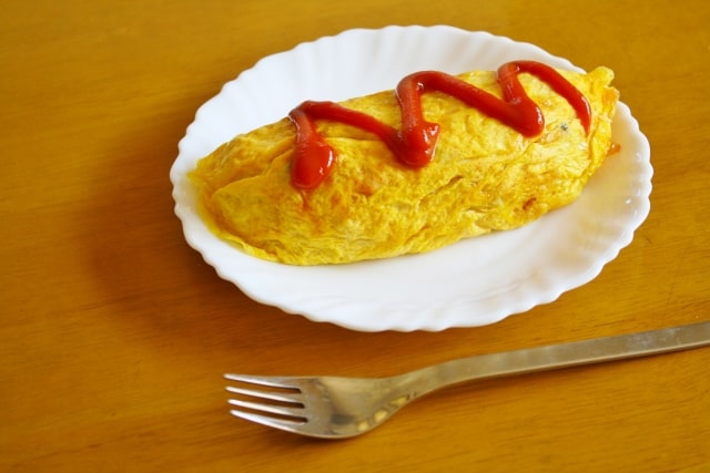 トマト缶炊き込みご飯で簡単オムライス弁当 2024.11.6らっぽちゃんのひとりごとのブログ