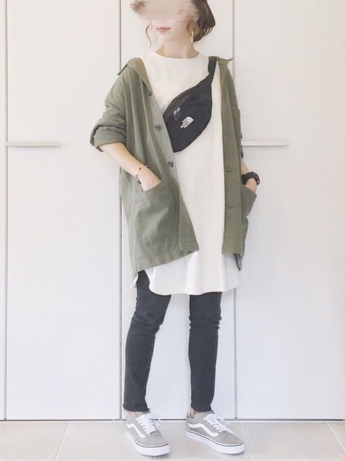 バーベキューにおすすめの服装は? 2025年夏 40代女性のおしゃれなBBQコーデDomani