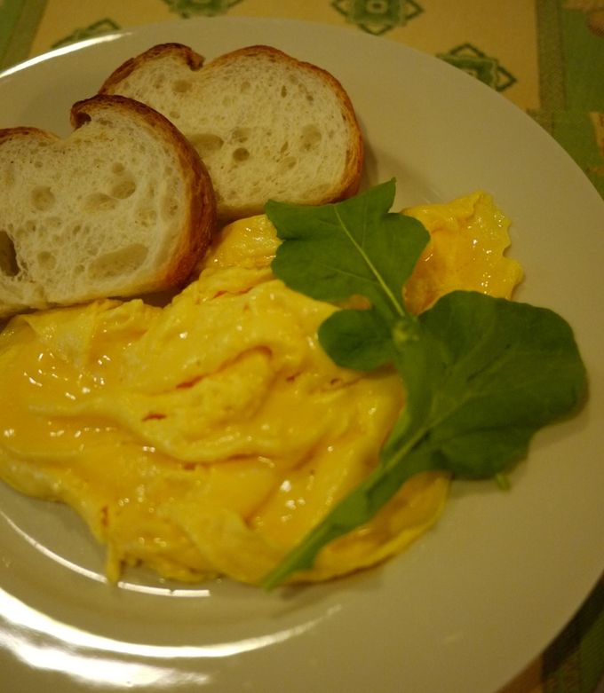 基本からアレンジまで！思わずつくりたくなる「ビルズ スクランブルエッグ」のレシピ集クックパッド