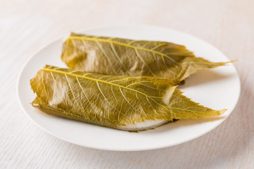 松田甘泉堂菓子店@松崎町: 継続 さくら しお生クリーム どらやき : イレブンフーズの日記