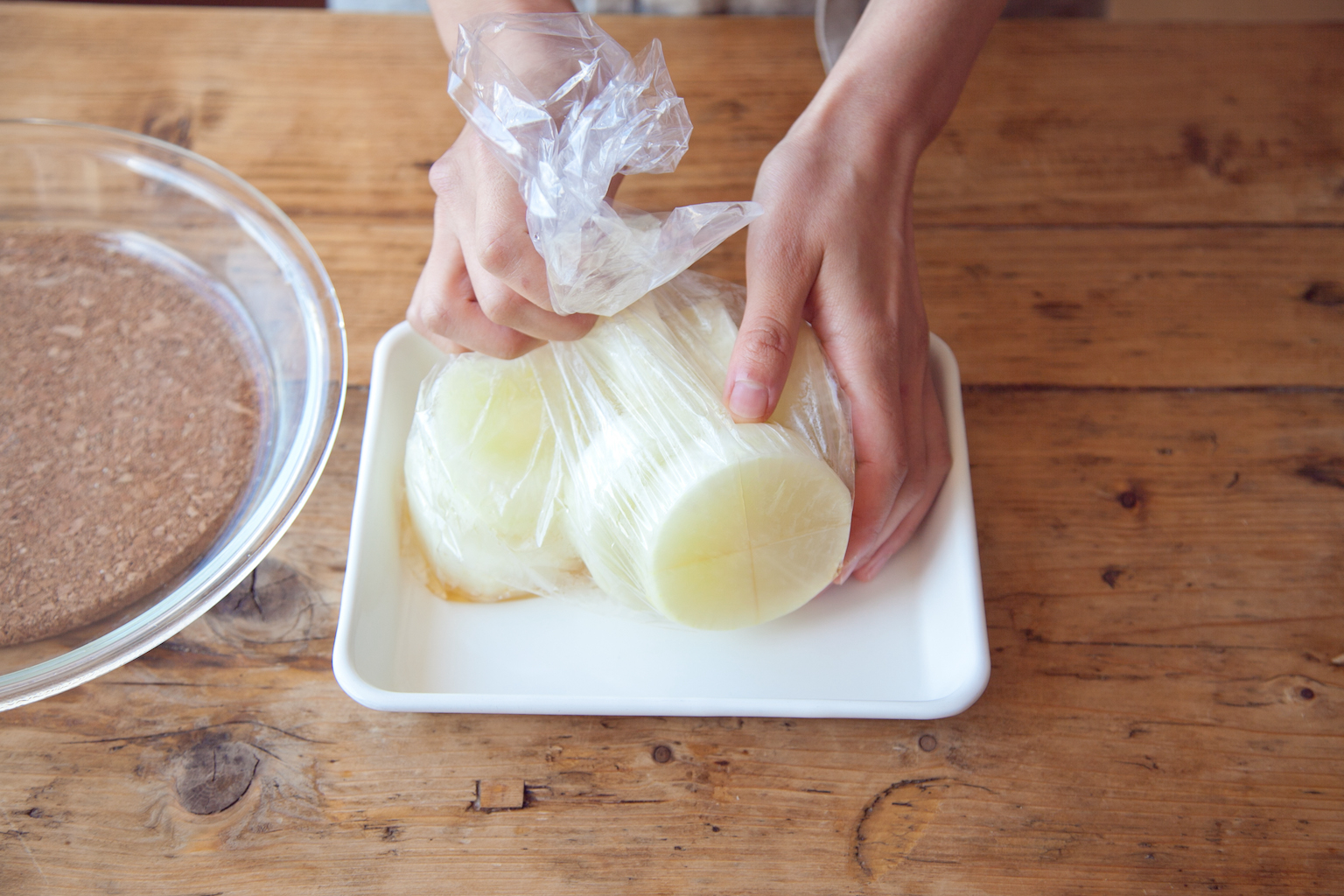 おでんの大根は下ごしらえで変わる！しみしみ大根になる意外な裏ワザ rii- エキスパート - Yahoo!ニュース