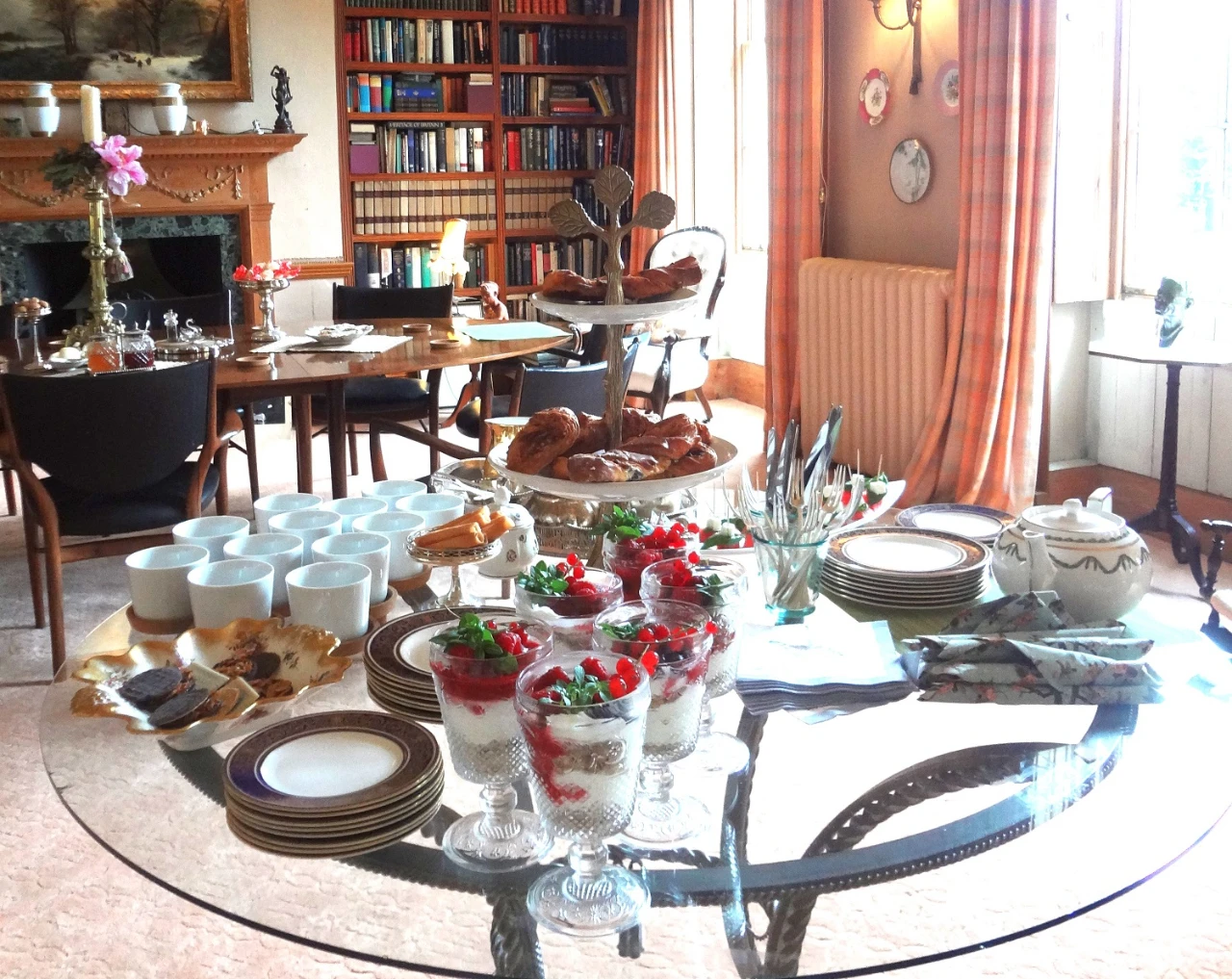 イギリス貴族の歴史から学ぶ ヌン活 アフタヌーンティーの「これさえ知っていれば大丈夫」なマナー青山 食演生活