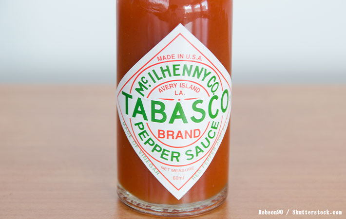 タバスコのために料理を作るけつばんqp3min_c