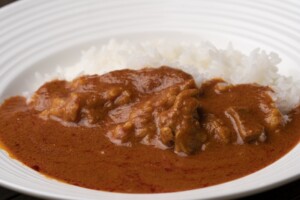 ピーナッツ風味のバターチキンカレー│レシピ一覧│ソントン株式会社