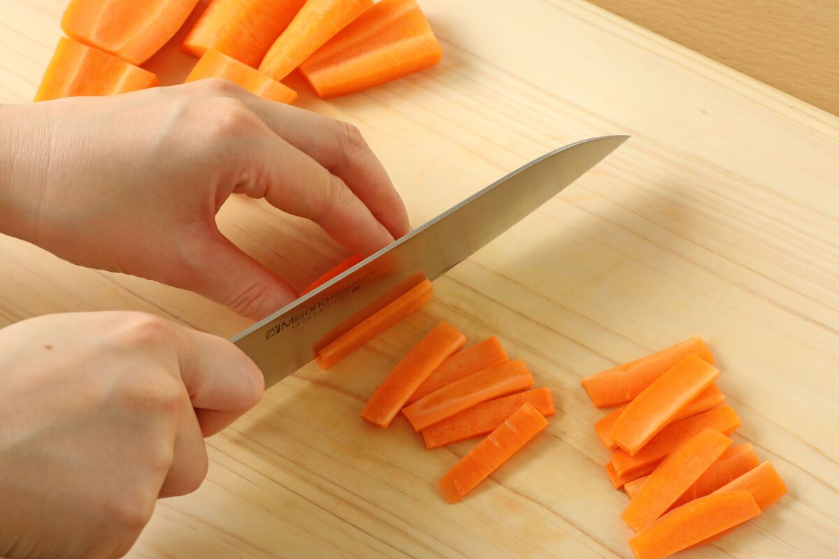 肉じゃが④ にんじんの切り方 いちょう切りつきたにひろこの料理教室 肉じゃが にんじん＃いちょう切り お母さんの手元 料理教室家庭料理 料理shorts