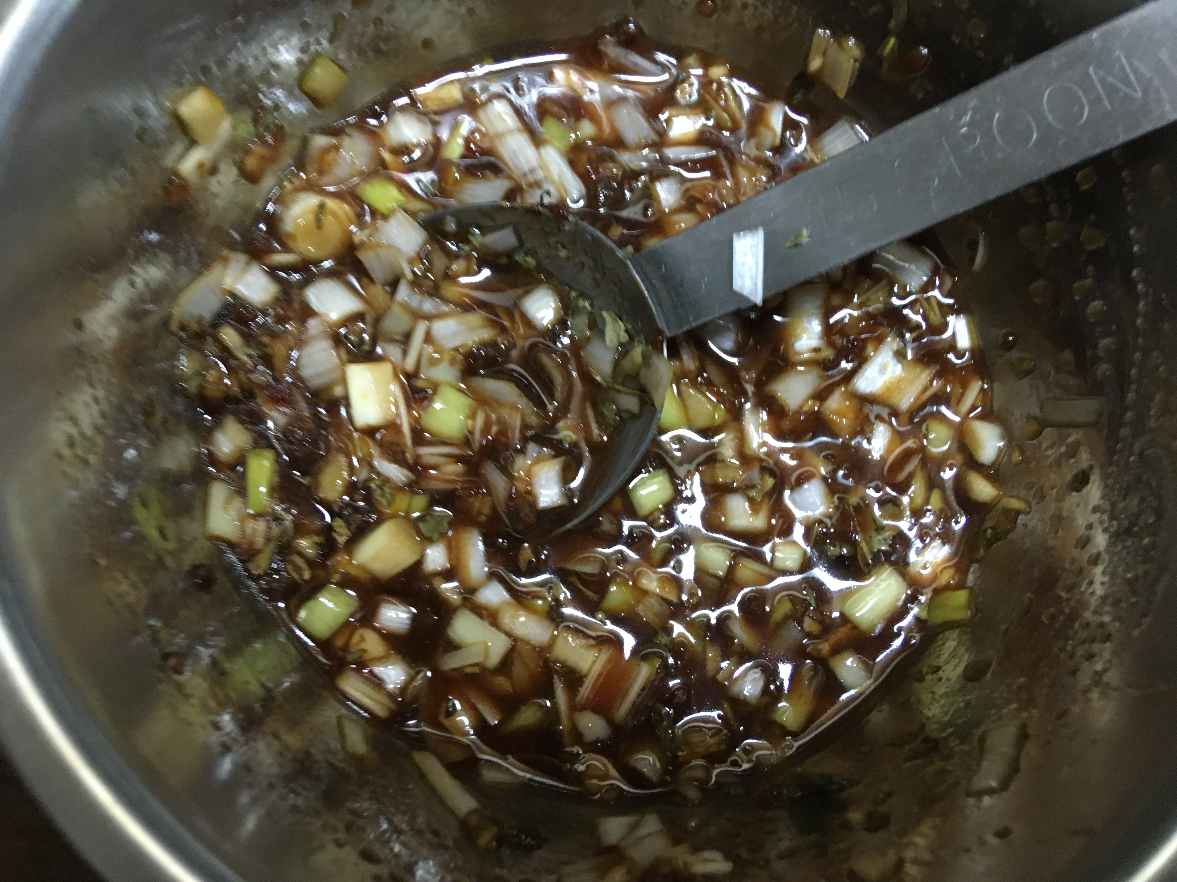 絶品ジューシー！炊飯器で作る鶏むねカオマンガイ 2合と3合のレシピ家族のための男飯