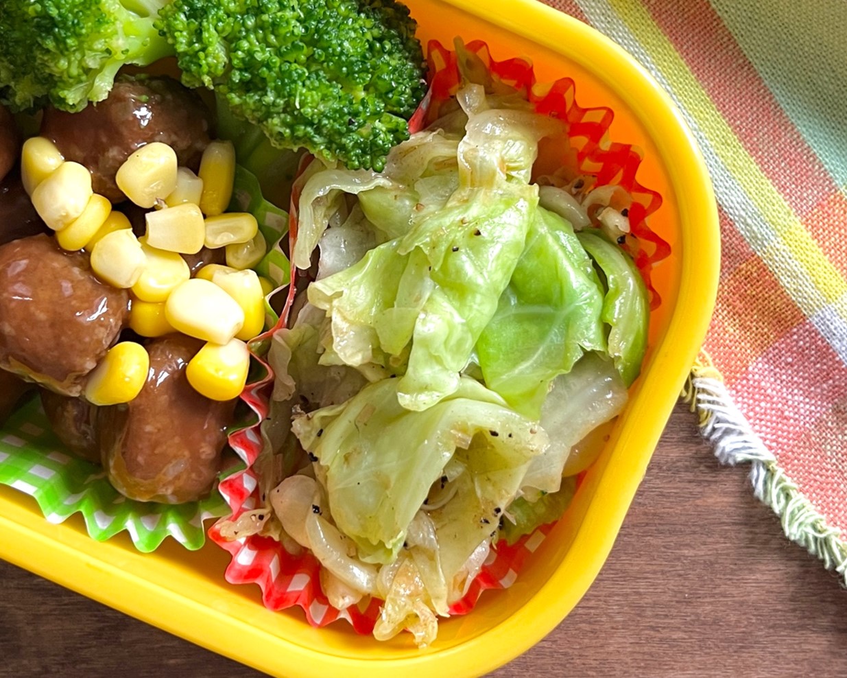 レンジでパパッと！キャベツの卵あえ