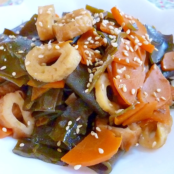 基本の「かつお昆布だし 合わせだし汁 」の取り方、作り方、保存方法SATETO さてと