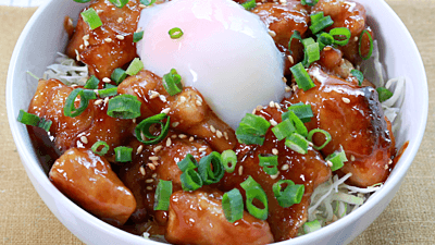 鶏もも肉とごぼうの甘酢炒めサンダイナー食品