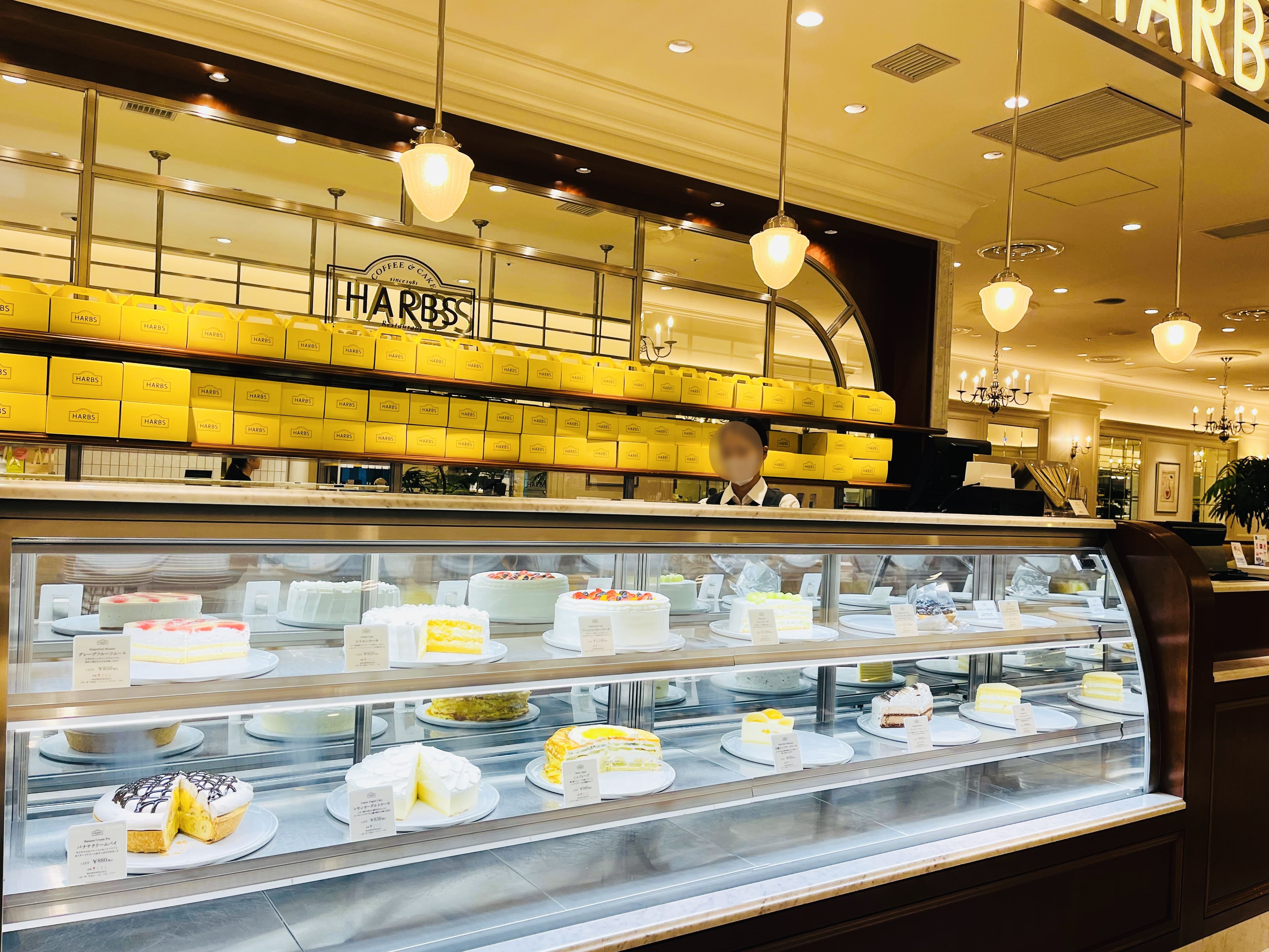 毎年恒例メロンケーキ♪』by りとるcats : ハーブス 栄本店HARBS - 久屋大通 ケーキ食べログ
