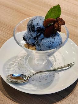 チョコミントアイスクリーム 夏のスイーツイメージ素材224429521 毎月1点無料 フリー のストックフォト イメージマート