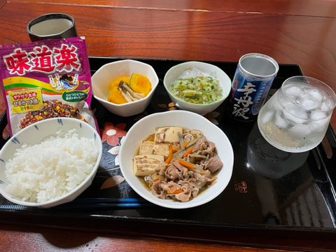 豚のすきやき風肉豆腐の献立 副菜：もずく酢トマト、汁物：春菊と大豆・えのきだけのみそ汁 献立・メニュー 味の素パーク たべる楽しさを、もっと