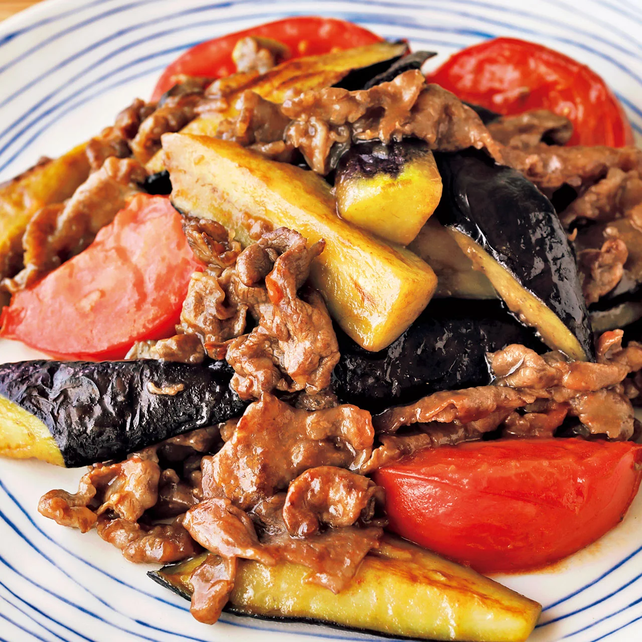 牛肉とトマトの炒め物Olive Oil Life オリーブオイルライフ