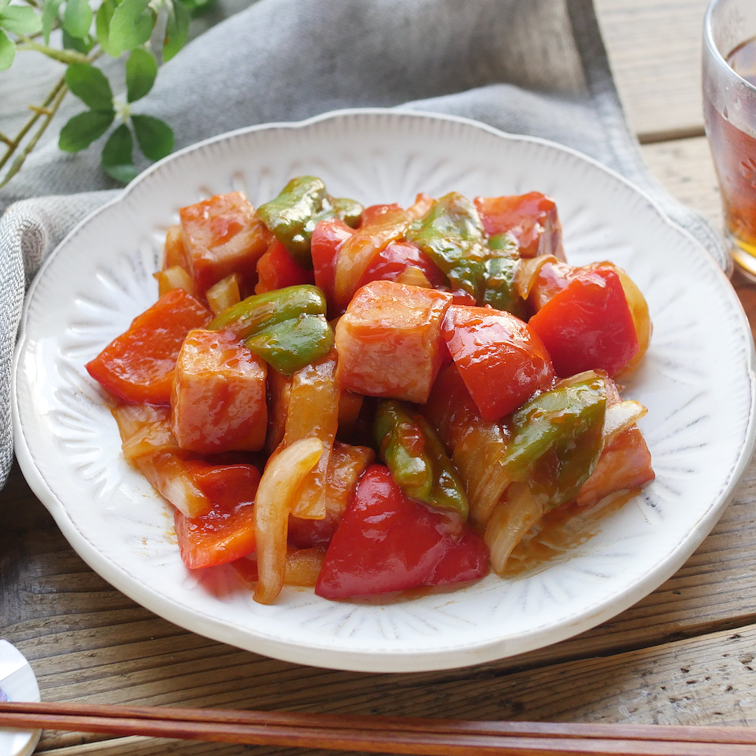 「カンタン酢」とケチャップで！豚こま団子の簡単酢豚