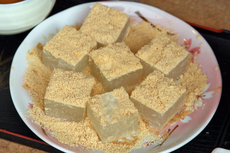 葛粉から葛もちを作る方法 葛 吉野本葛を贅沢に使用した 葛湯 くずもち 葛きり なら天極堂てんぎょくどう吉野本葛 天極堂オンラインショップ公式