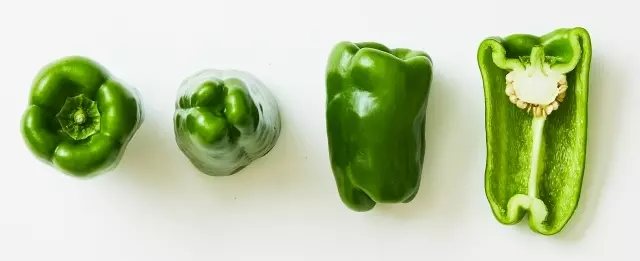 冷蔵・冷凍 ピーマンの保存方法。野菜ソムリエのアドバイスつき - macaroni