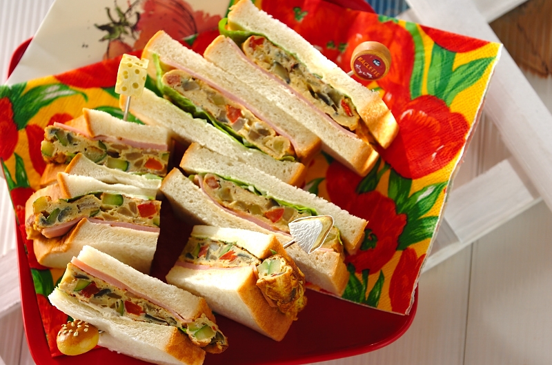 たっぷりいんげんのホットサンド 厚焼きホットサンドベーカー“goooodⅡ”– Vitantonio