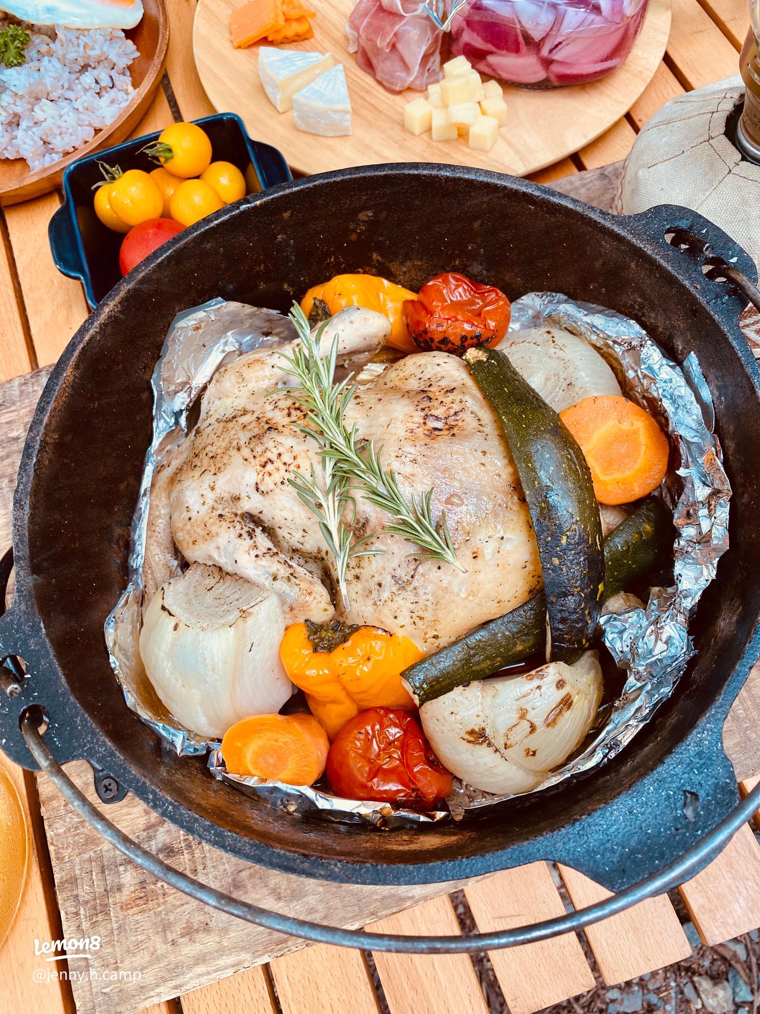 ダッチオーブンで作るローストチキン レシピ骨付きもも肉