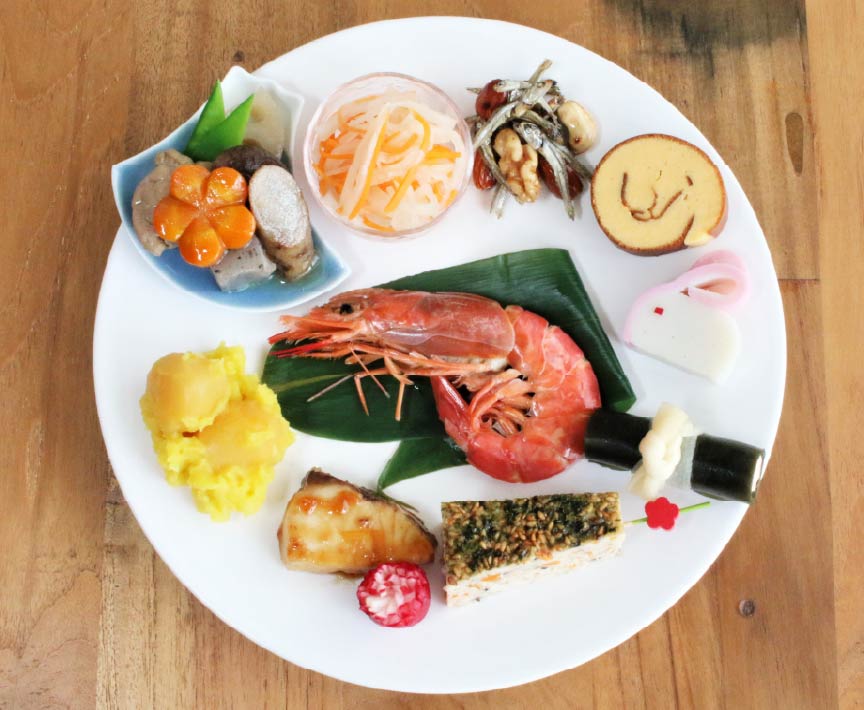 簡単で美しい「ワンプレートおせち」の盛り付け方&豪華に見えるおすすめの器をご紹介