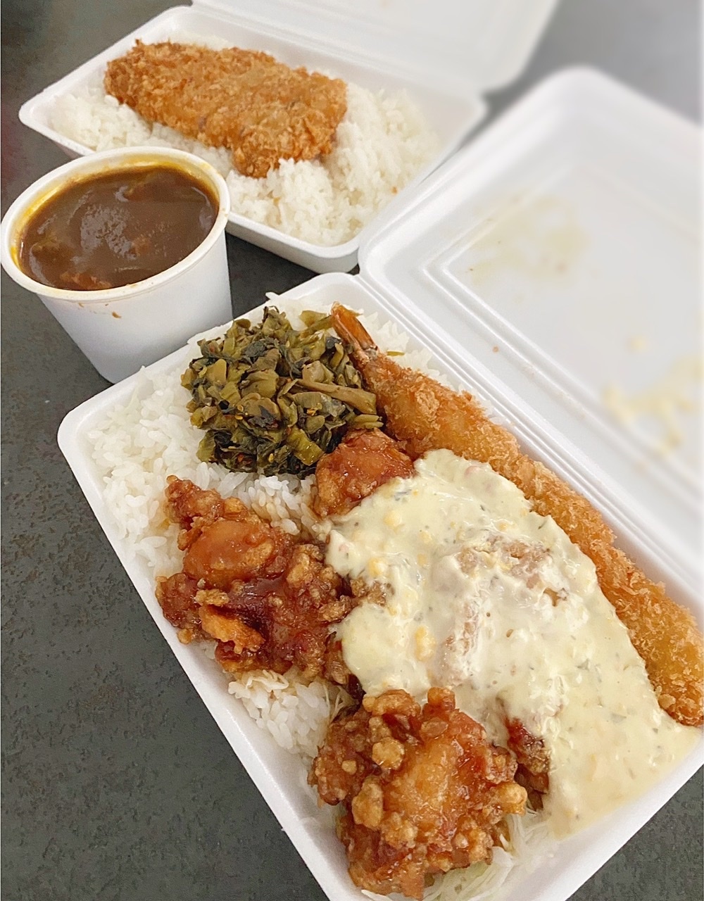 とんかつ きんのつる 念願の初来店！ お惣菜食べ放題 早良区橋本ひやしたぬきのおかわりもう一杯