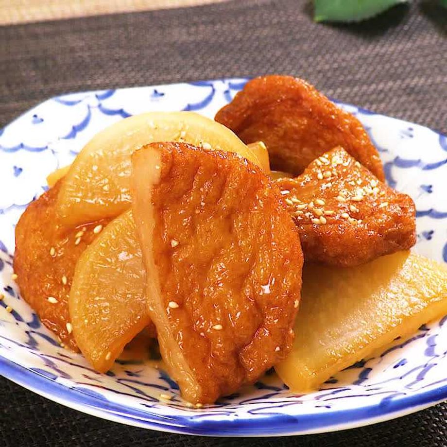 大根と人参とさつま揚げと鶏肉の煮物