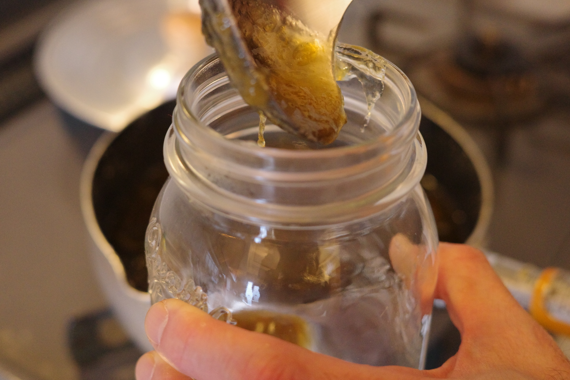 漬け込んだ梅酒はいつから飲める？飲み頃と梅の実を取り出すタイミングは？梅干し通販店 五代庵