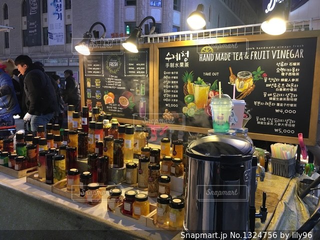 27 件の「おしゃれ屋台」や「屋台」のアイデアを見つけましょう移動式屋台、屋台 デザイン、移動式カフェ など