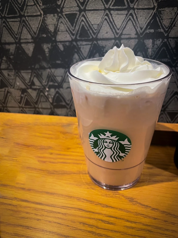 アメリカでスタバ注文☕️, 久々に現地の方と英語話せて楽しい🇺🇸