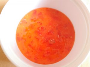 Nスタ スイートチリソースで絶品親子丼の作り方。余りがちな調味料レシピ - miraku 〜美楽食