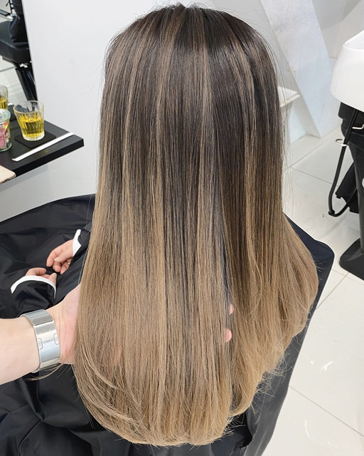 2025年必見 プリンが目立たないヘアカラー ワンカラーからデザインカラーまで◎ - 今流行りはコレ！ファッション・メイク・ヘアスタイルをチェック！Girls Pop ガールズポップ