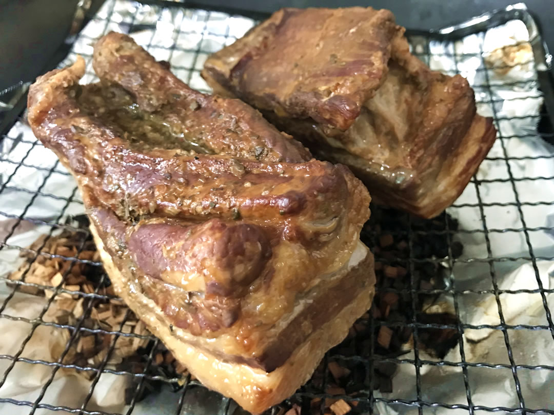 薫製ナッツのはちみつ漬けパンケーキがおいしすぎてリピ確定！自宅で簡単にできる燻製燻り部