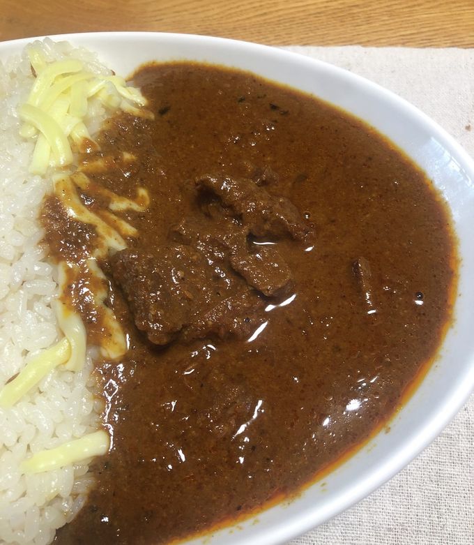 カレーのレシピつきスパイスセット、AIR SPICE 7月のテーマは、112号「ペッパー香るビーフカレー」です。準備していただく材料は、玉ねぎ、牛バラ肉、トマト、しょうゆ、赤ワインだけ！ しかも驚愕手法で簡単。 ↓ AIR SPICEで検索https:airspice.stores.jp