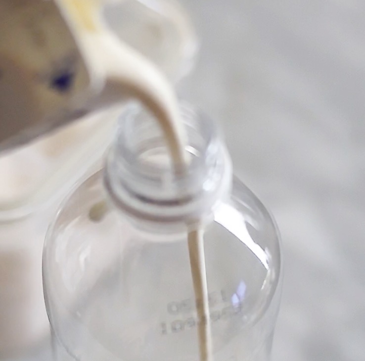 おもてなしのデザートにも!「バターミルクパンナコッタ」レシピ 「歩粉 ほこ 」磯谷仁美さんの、おうちで作れるやさしいお菓子