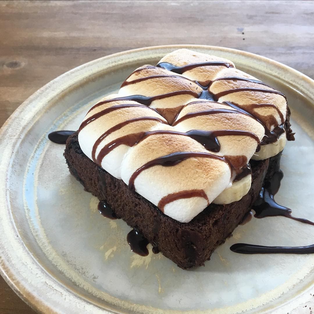 簡単♡カフェ風♡のせて焼くだけスモアトースト