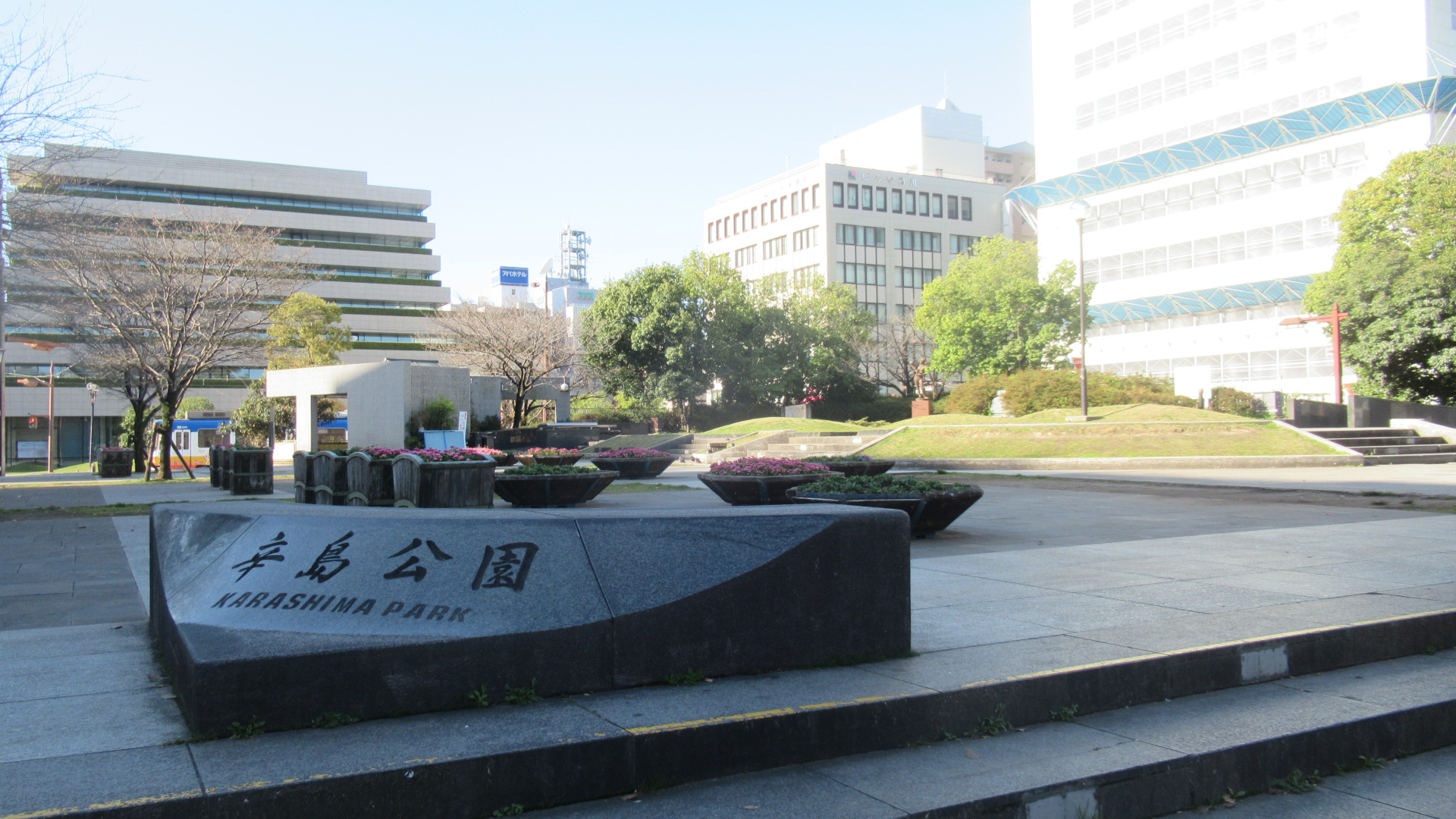 熊本市中央区】暑い夏、ぜひ使ってほしい！快適に歩くことができる辛島公園地下通路 | 号外NET 熊本市