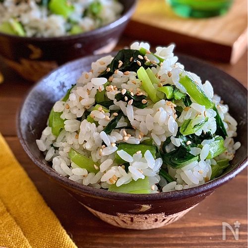 小松菜1袋使い切り！ 小松菜としらすの卵チャーハン