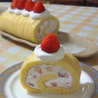 ホットケーキミックスで簡単ロールケーキ