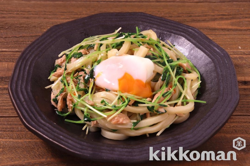 簡単すぎ！」 鍋もフライパンも使わない『台湾まぜそば風うどん』の作り方 – grapeグレイプ