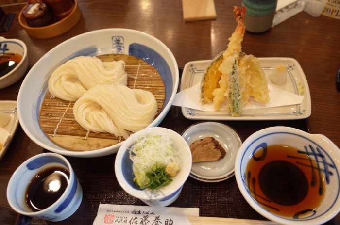 ASCII.jp：秋ならではのそば・うどんを堪能しよう！「つゞらお本店」にて期間限定「秋の天せいろ そば・うどん 」「京都丹波しめじと優とんのつけ汁 せいろ ～ごま風味～」販売中