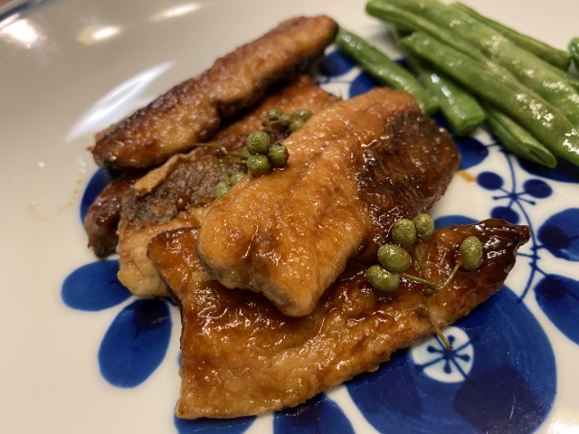 本当に煙やニオイをカットできるの!? オフィスで焼肉と焼き魚に挑戦してみた！＆GP