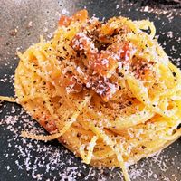 ブロッコリーとペコリーノ・ロマーノのグルメオレッキエッテ