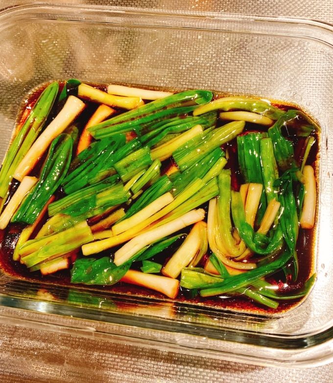 行者にんにく薬味漬け』 🌱めんつゆ&しょうゆ🌱行者にんにく、白ネギ、生姜、すり胡麻、水飴 砂糖 、醤油、めんつゆ、唐辛子やっぱりコレつくらないとはじまんない！！アイヌネギ 行者にんにく山菜 北海道 手作り 行者にんにく加工自家製 自給自足 保存食