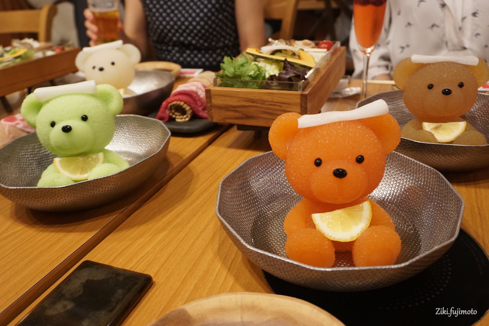 渋谷の北海道めんこい鍋 くまちゃん温泉が冷スイーツ店「おやすみ処」をオープン