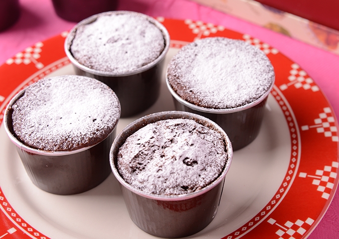 楽天市場2025年11月1日以降順次発送切れ端 超濃厚ガトーショコラ1袋 150g 訳あり プチギフト 小分け ケーキ ねっとり濃厚高級チョコ使用 小麦不使用 グルテンフリー 高級クーベルチュール お取り寄せ グルメ : カカオのONES