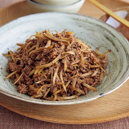 牛肉とじゃがいものオイスターソース煮