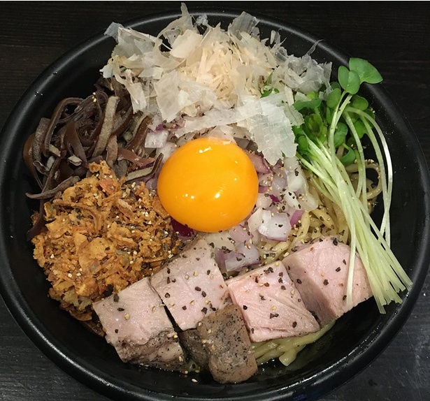 別暖簾 まぜそばテイクアウト専門 ！*♡* Voy adonde me lleve el viento *♡*