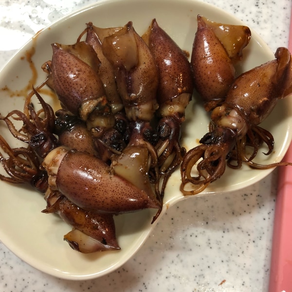 ᔦ꒳ ᔨ⋆*イカのぽっぽ焼きぽぽぽぽぽぽっぽ ぽぽぽぽ いかぽっぽ。 イカを焼く時の音がポンッポンッ鳴るから 「ぽっぽ焼き」魚問屋魚きんたいかのぽっぽ焼きぽっぽ焼きぽっいかぽっぽぽっイガポッポポポッイカのポンポン