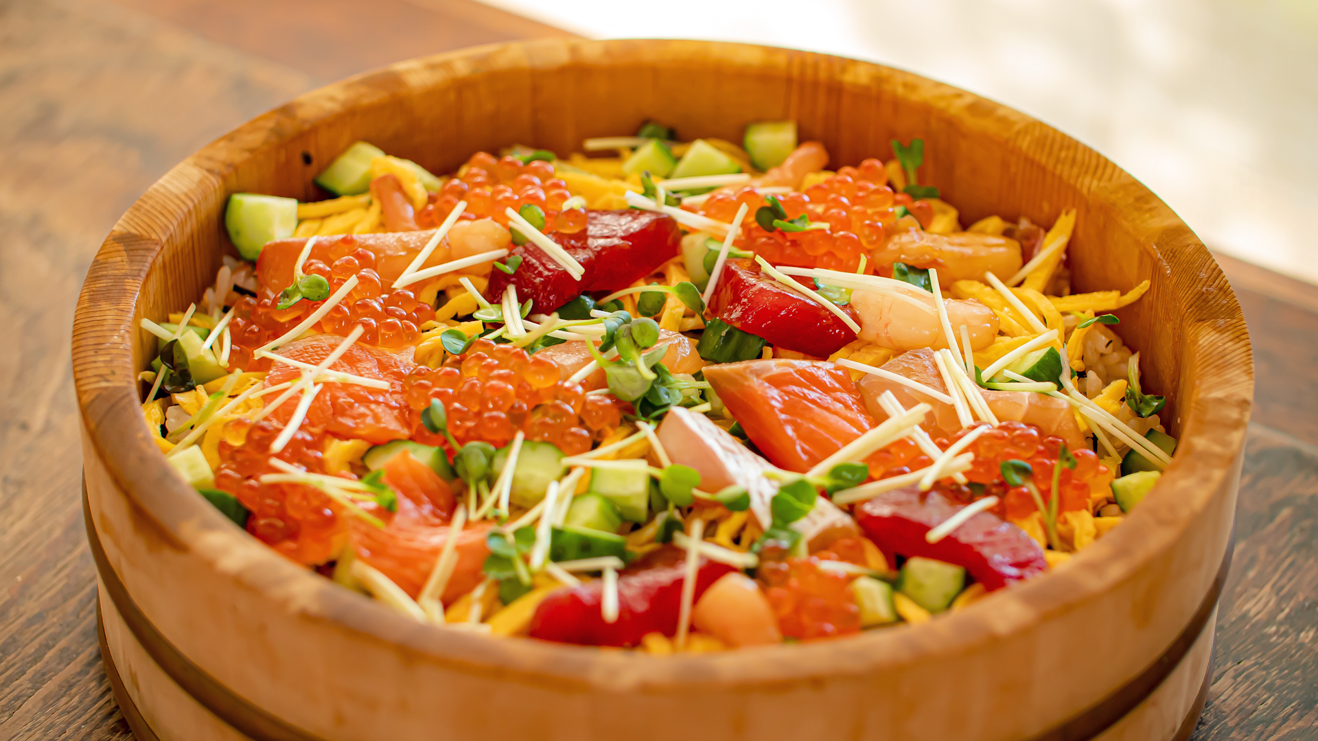 海鮮ちらし寿司ぶっかけそばチャーハンまるひあいのまる弁当ラ