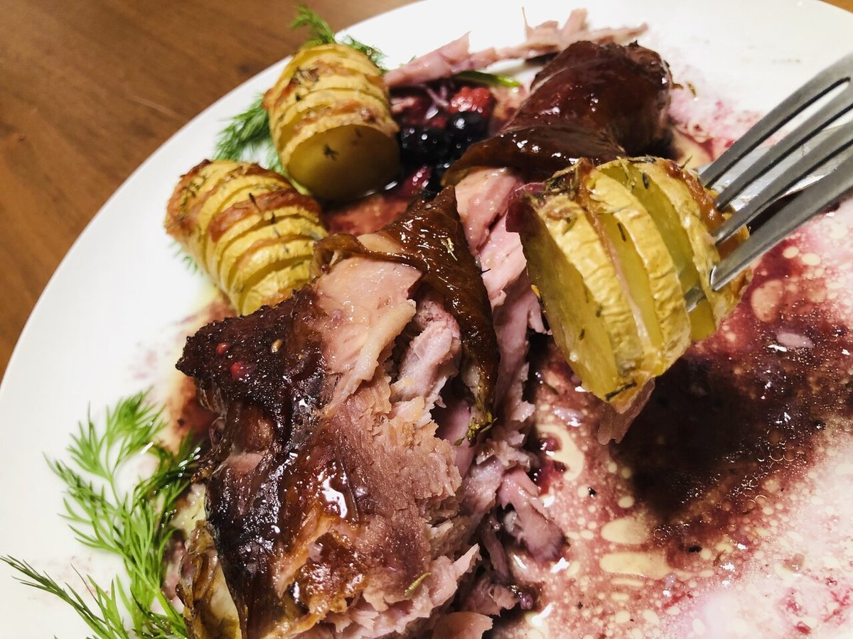 みんな大好き鶏肉料理ターキーレッグ